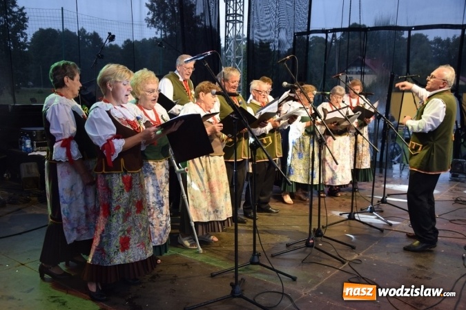 Zdjęcie w galerii na portalu naszwodzislaw.com: Rekordowy korowód na dożynkach gminy Mszana wiadomości z regionu