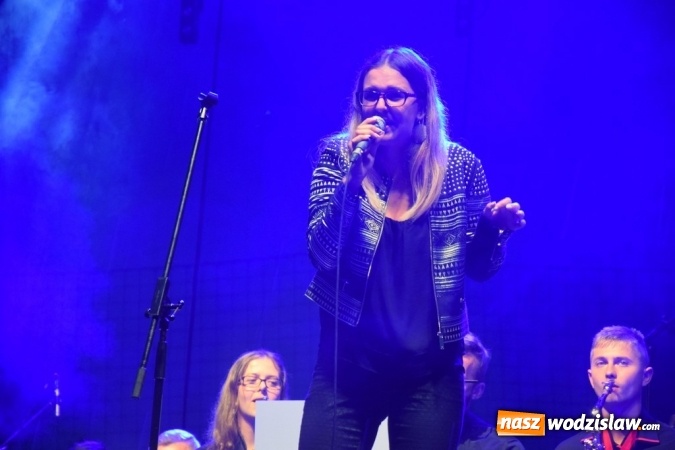 Zdjęcie w galerii na portalu naszwodzislaw.com: Rekordowy korowód na dożynkach gminy Mszana wiadomości z regionu