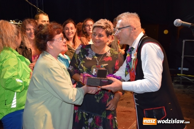 Zdjęcie w galerii na portalu naszwodzislaw.com: Rozstrzygnięto konkurs na najlepsze dożynkowe ozdoby wiadomości z regionu