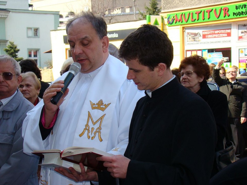 Zdjęcie w galerii na portalu naszwodzislaw.com: Autorytet żył wśród wielu z nas wiadomości z regionu