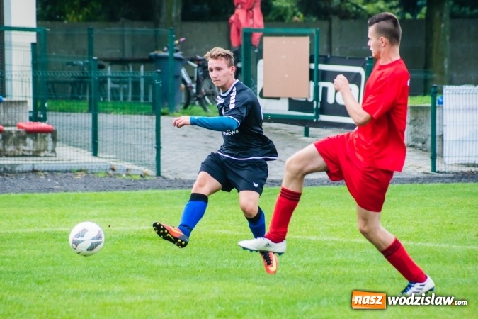 Zdjęcie w galerii na portalu naszwodzislaw.com: Juniorzy starsi: Tworków rozkręcał się powoli, lecz ostatecznie strzelił siedem goli wiadomości z regionu