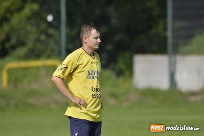 Zdjęcie w galerii na portalu naszwodzislaw.com: Rezerwy Płomienia Połomia lepsze od Kokoszyc wiadomości z regionu