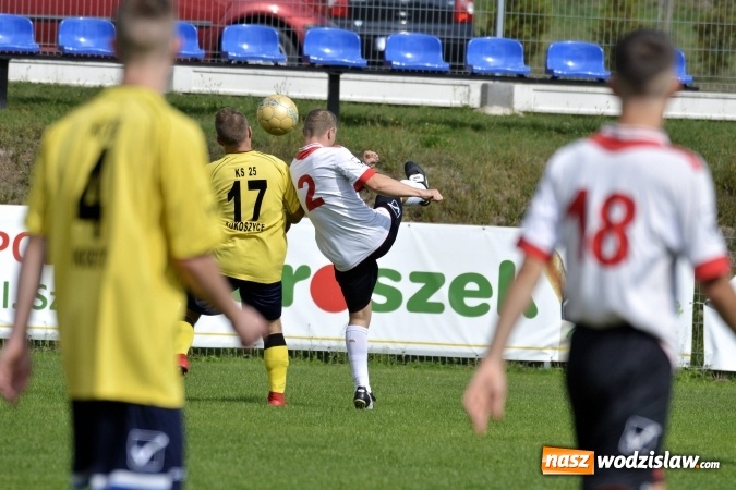 Zdjęcie w galerii na portalu naszwodzislaw.com: Rezerwy Płomienia Połomia lepsze od Kokoszyc wiadomości z regionu