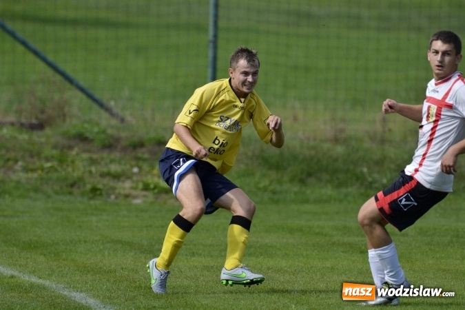 Zdjęcie w galerii na portalu naszwodzislaw.com: Rezerwy Płomienia Połomia lepsze od Kokoszyc wiadomości z regionu