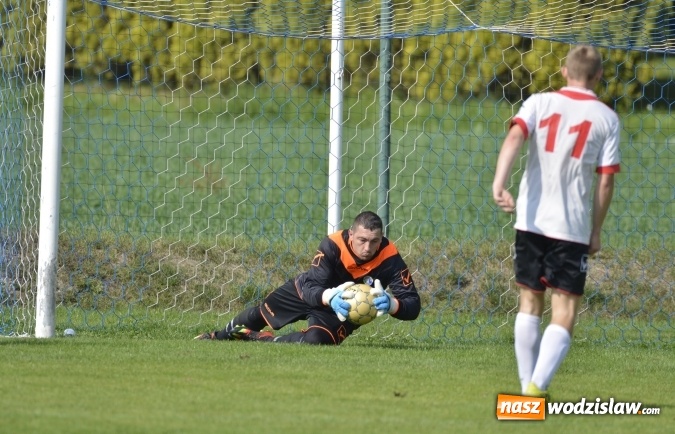 Zdjęcie w galerii na portalu naszwodzislaw.com: Rezerwy Płomienia Połomia lepsze od Kokoszyc wiadomości z regionu