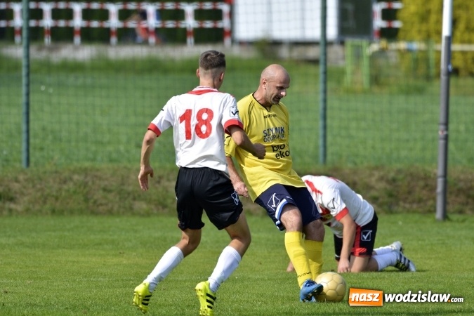 Zdjęcie w galerii na portalu naszwodzislaw.com: Rezerwy Płomienia Połomia lepsze od Kokoszyc wiadomości z regionu