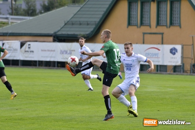 Zdjęcie w galerii na portalu naszwodzislaw.com: Unia Turza zdobyła świerklańską Fortecę wiadomości z regionu