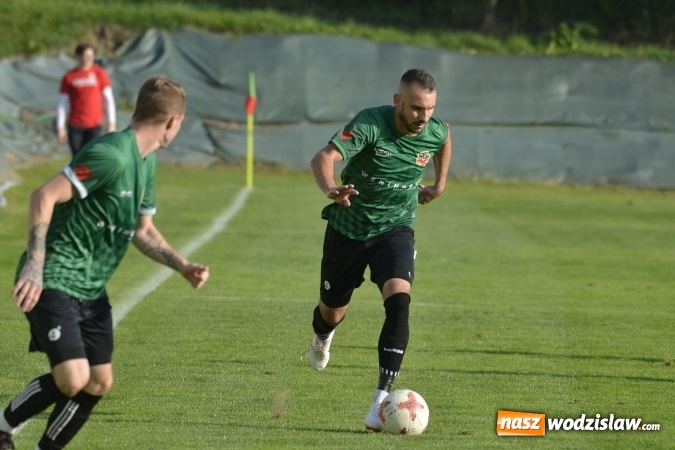 Zdjęcie w galerii na portalu naszwodzislaw.com: Unia Turza zdobyła świerklańską Fortecę wiadomości z regionu