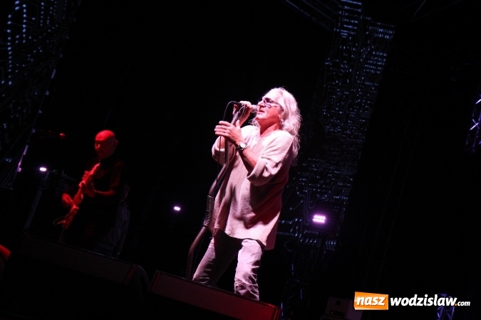 Zdjęcie w galerii na portalu naszwodzislaw.com: Grzegorz Markowski z zespołem Perfect porwał publiczność w Lubomi!  wiadomości z regionu