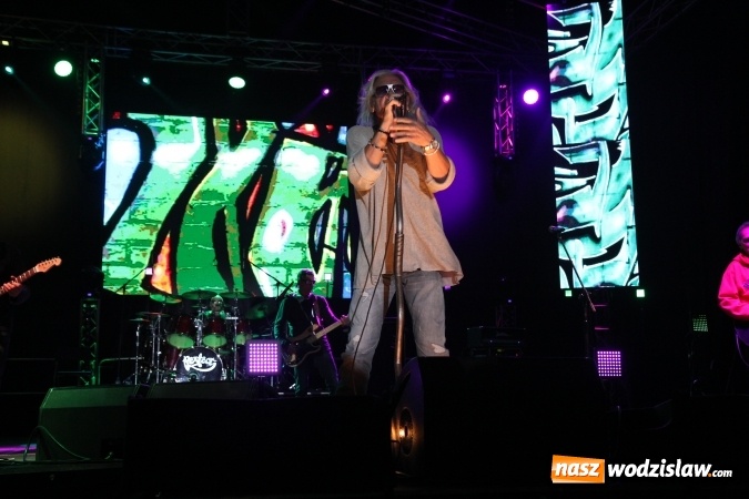 Zdjęcie w galerii na portalu naszwodzislaw.com: Grzegorz Markowski z zespołem Perfect porwał publiczność w Lubomi!  wiadomości z regionu