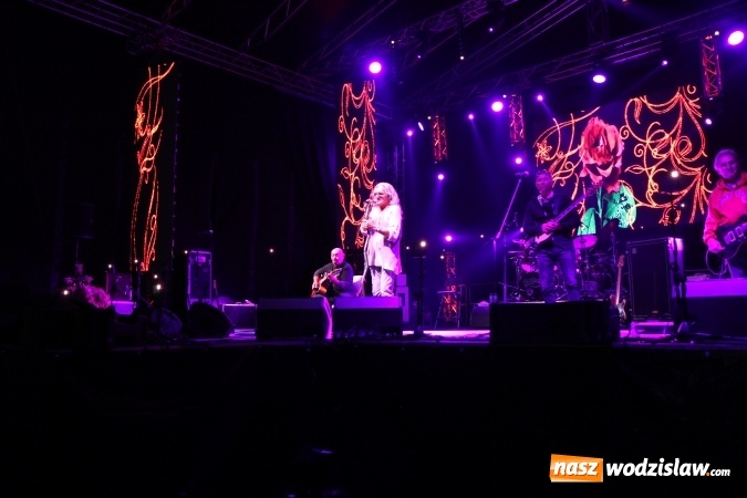 Zdjęcie w galerii na portalu naszwodzislaw.com: Grzegorz Markowski z zespołem Perfect porwał publiczność w Lubomi!  wiadomości z regionu