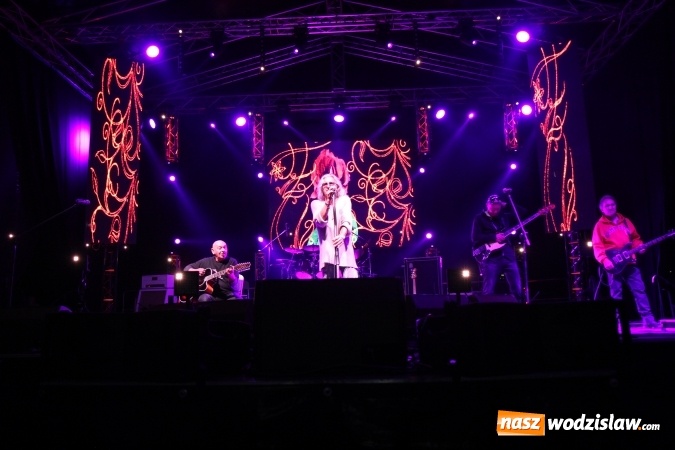 Zdjęcie w galerii na portalu naszwodzislaw.com: Grzegorz Markowski z zespołem Perfect porwał publiczność w Lubomi!  wiadomości z regionu