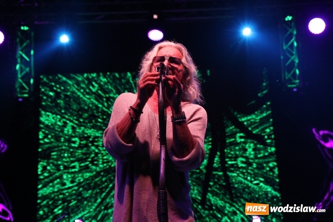 Zdjęcie w galerii na portalu naszwodzislaw.com: Grzegorz Markowski z zespołem Perfect porwał publiczność w Lubomi!  wiadomości z regionu