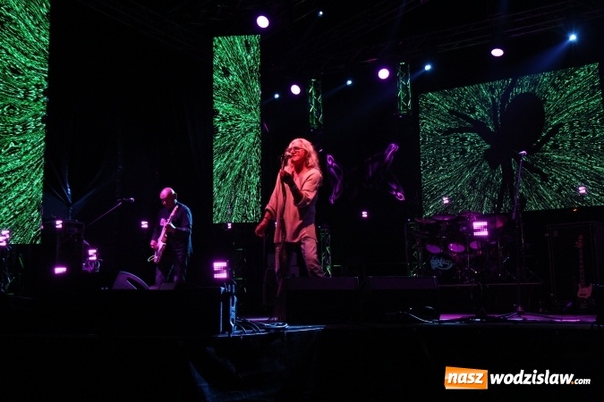 Zdjęcie w galerii na portalu naszwodzislaw.com: Grzegorz Markowski z zespołem Perfect porwał publiczność w Lubomi!  wiadomości z regionu