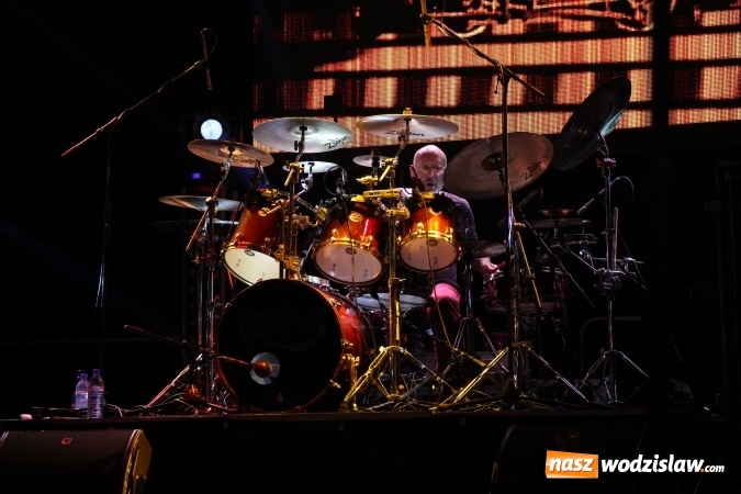 Zdjęcie w galerii na portalu naszwodzislaw.com: Grzegorz Markowski z zespołem Perfect porwał publiczność w Lubomi!  wiadomości z regionu