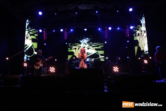 Zdjęcie w galerii na portalu naszwodzislaw.com: Grzegorz Markowski z zespołem Perfect porwał publiczność w Lubomi!  wiadomości z regionu