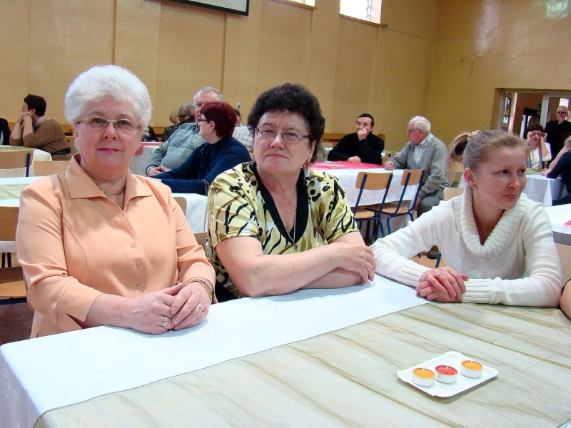 Zdjęcie w galerii na portalu naszwodzislaw.com: Seniorzy podbijają internet wiadomości z regionu