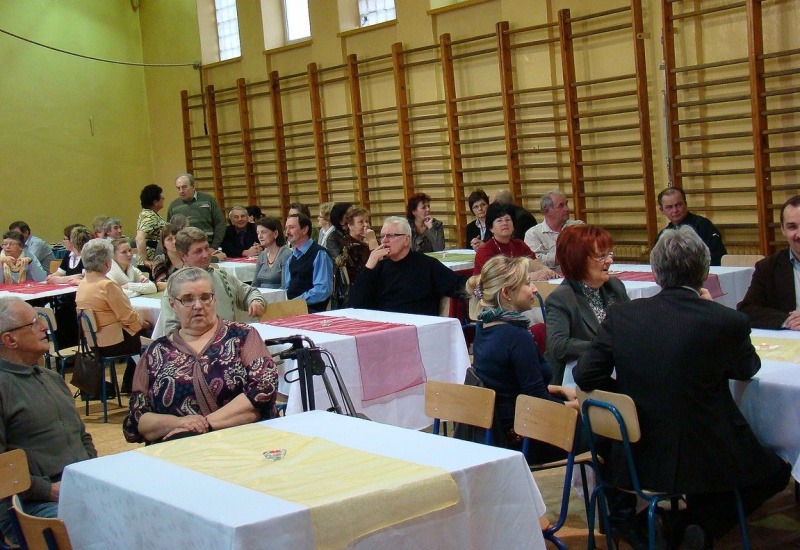 Zdjęcie w galerii na portalu naszwodzislaw.com: Seniorzy podbijają internet wiadomości z regionu