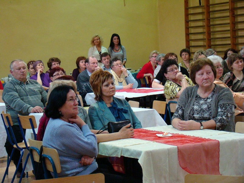 Zdjęcie w galerii na portalu naszwodzislaw.com: Seniorzy podbijają internet wiadomości z regionu