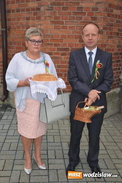 Zdjęcie w galerii na portalu naszwodzislaw.com: Rolnicy z Mszany w niedzielę podziękowali za tegoroczne plony wiadomości z regionu