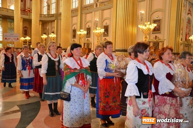 Zdjęcie w galerii na portalu naszwodzislaw.com: KGW Połomia i zespół Połomianka promowały Gminę w Licheniu wiadomości z regionu