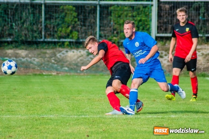Zdjęcie w galerii na portalu naszwodzislaw.com: Najlepsza defensywa nie dała rady. Odra Nieboczowy z kompletem punktów w Markowicach wiadomości z regionu