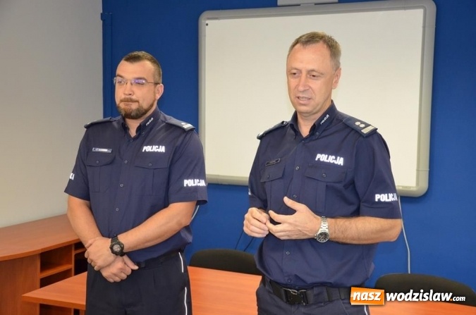 Zdjęcie w galerii na portalu naszwodzislaw.com: Nowy zastępca komendanta policji oficjalnie rozpoczął służbę wiadomości z regionu