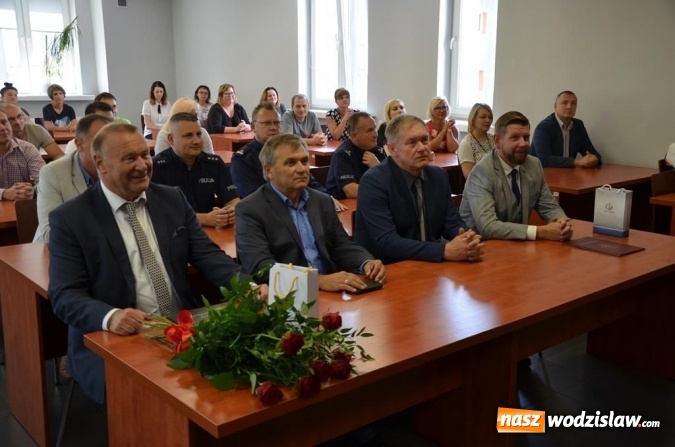 Zdjęcie w galerii na portalu naszwodzislaw.com: Nowy zastępca komendanta policji oficjalnie rozpoczął służbę wiadomości z regionu