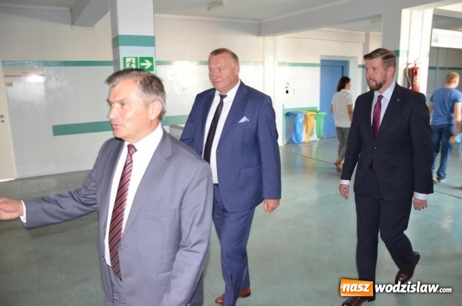 Zdjęcie w galerii na portalu naszwodzislaw.com: Trzy zmodernizowane poradnie czekają na pacjentów wiadomości z regionu