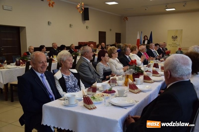 Zdjęcie w galerii na portalu naszwodzislaw.com: Złote i Diamentowe Gody w Gminie Mszana wiadomości z regionu