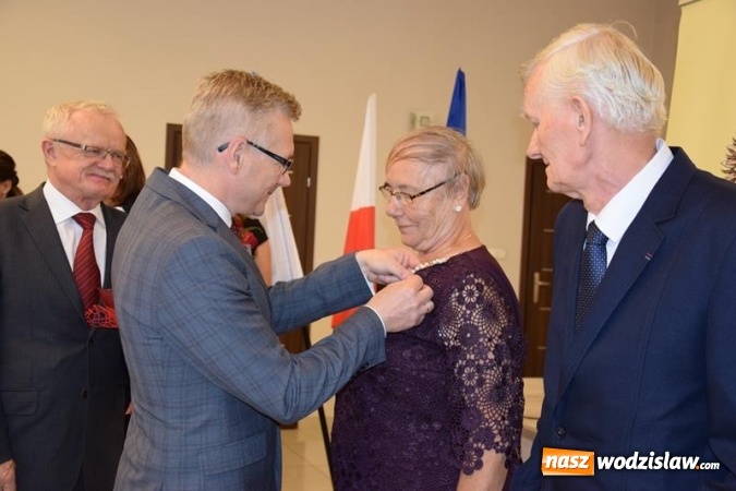 Zdjęcie w galerii na portalu naszwodzislaw.com: Złote i Diamentowe Gody w Gminie Mszana wiadomości z regionu