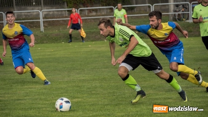 Zdjęcie w galerii na portalu naszwodzislaw.com: Grad bramek w Nędzy. Gospodarze gromią Rogów! wiadomości z regionu