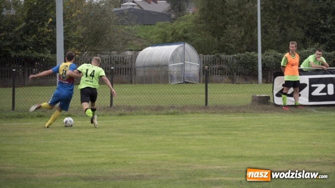 Zdjęcie w galerii na portalu naszwodzislaw.com: Grad bramek w Nędzy. Gospodarze gromią Rogów! wiadomości z regionu