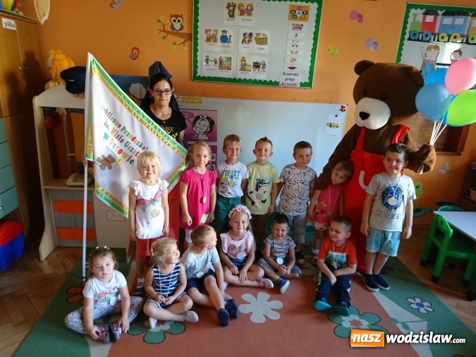 Zdjęcie w galerii na portalu naszwodzislaw.com: Dzień Przedszkolaka z Misiem Uszatkiem w przedszkolu w Pszowie wiadomości z regionu