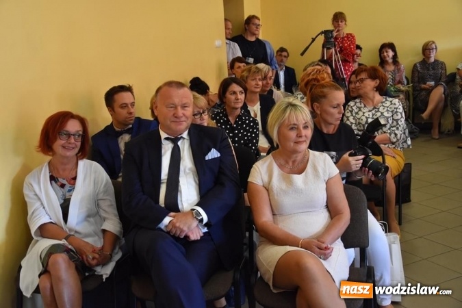 Zdjęcie w galerii na portalu naszwodzislaw.com: Rydułtowska biblioteka świętowała 70. urodziny wiadomości z regionu