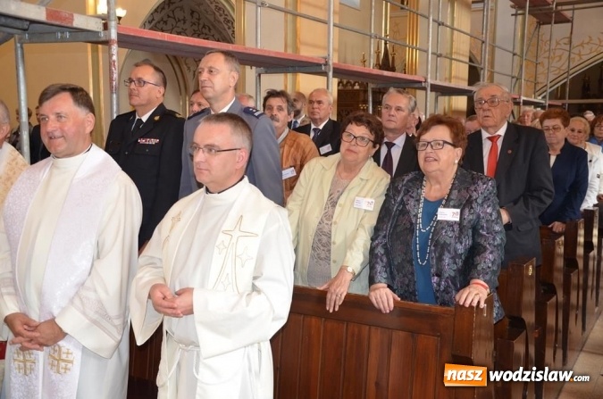 Zdjęcie w galerii na portalu naszwodzislaw.com: Zjazd absolwentów na jubileusz wodzisławskiego I LO wiadomości z regionu