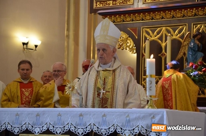 Zdjęcie w galerii na portalu naszwodzislaw.com: Zjazd absolwentów na jubileusz wodzisławskiego I LO wiadomości z regionu