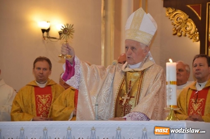 Zdjęcie w galerii na portalu naszwodzislaw.com: Zjazd absolwentów na jubileusz wodzisławskiego I LO wiadomości z regionu