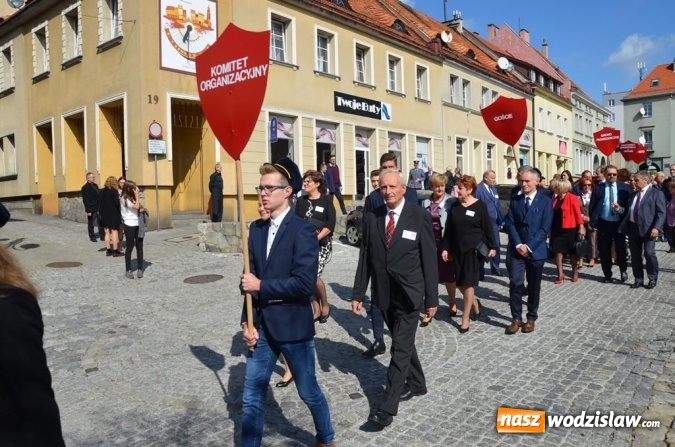 Zdjęcie w galerii na portalu naszwodzislaw.com: Zjazd absolwentów na jubileusz wodzisławskiego I LO wiadomości z regionu