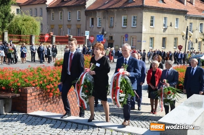 Zdjęcie w galerii na portalu naszwodzislaw.com: Zjazd absolwentów na jubileusz wodzisławskiego I LO wiadomości z regionu