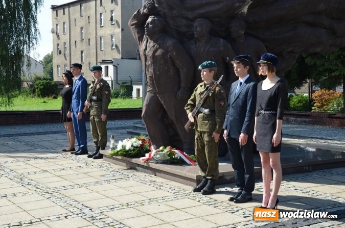 Zdjęcie w galerii na portalu naszwodzislaw.com: Zjazd absolwentów na jubileusz wodzisławskiego I LO wiadomości z regionu