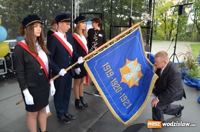 Zdjęcie w galerii na portalu naszwodzislaw.com: Zjazd absolwentów na jubileusz wodzisławskiego I LO wiadomości z regionu