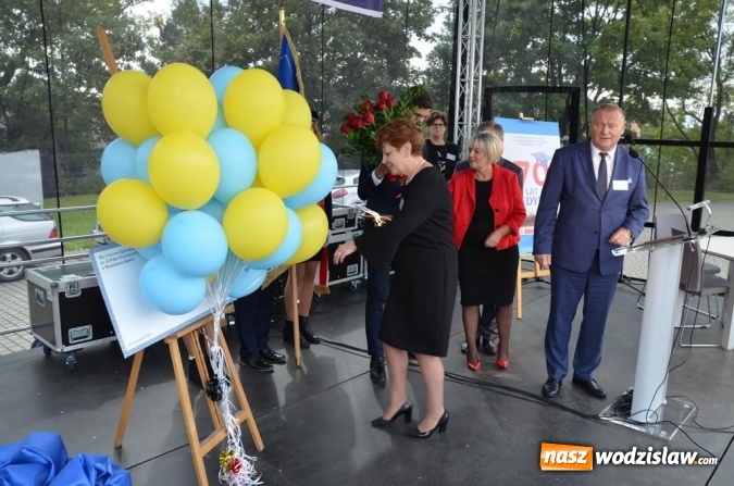 Zdjęcie w galerii na portalu naszwodzislaw.com: Zjazd absolwentów na jubileusz wodzisławskiego I LO wiadomości z regionu