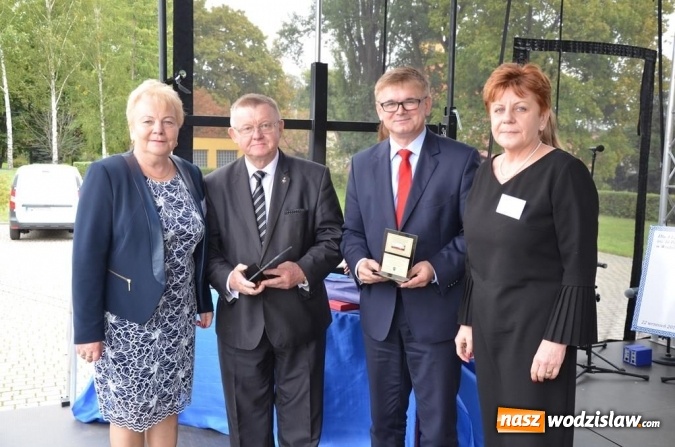 Zdjęcie w galerii na portalu naszwodzislaw.com: Zjazd absolwentów na jubileusz wodzisławskiego I LO wiadomości z regionu