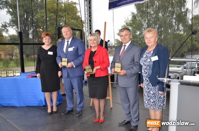 Zdjęcie w galerii na portalu naszwodzislaw.com: Zjazd absolwentów na jubileusz wodzisławskiego I LO wiadomości z regionu