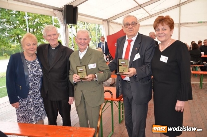 Zdjęcie w galerii na portalu naszwodzislaw.com: Zjazd absolwentów na jubileusz wodzisławskiego I LO wiadomości z regionu