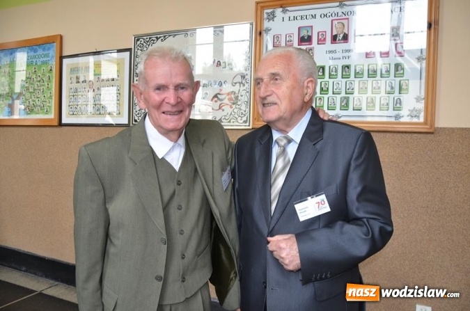 Zdjęcie w galerii na portalu naszwodzislaw.com: Zjazd absolwentów na jubileusz wodzisławskiego I LO wiadomości z regionu