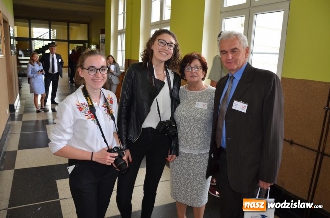 Zdjęcie w galerii na portalu naszwodzislaw.com: Zjazd absolwentów na jubileusz wodzisławskiego I LO wiadomości z regionu