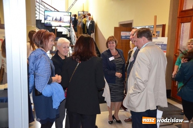 Zdjęcie w galerii na portalu naszwodzislaw.com: Zjazd absolwentów na jubileusz wodzisławskiego I LO wiadomości z regionu