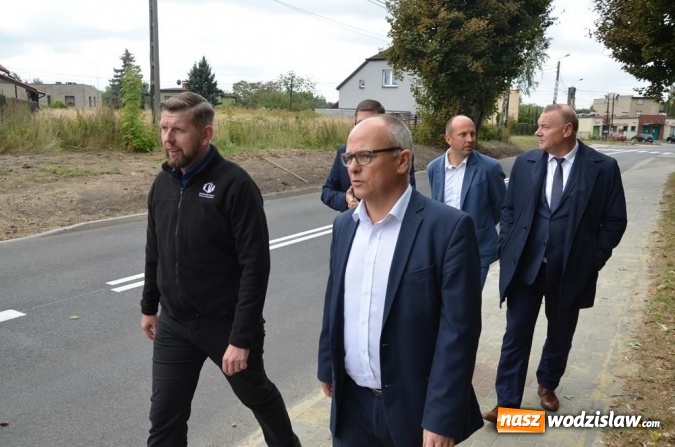 Zdjęcie w galerii na portalu naszwodzislaw.com: Ulica Mikołaja Kopernika po kompleksowej przebudowie wiadomości z regionu